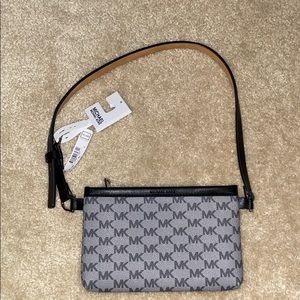 Michael Kors Fanny Pack Purse size Medium